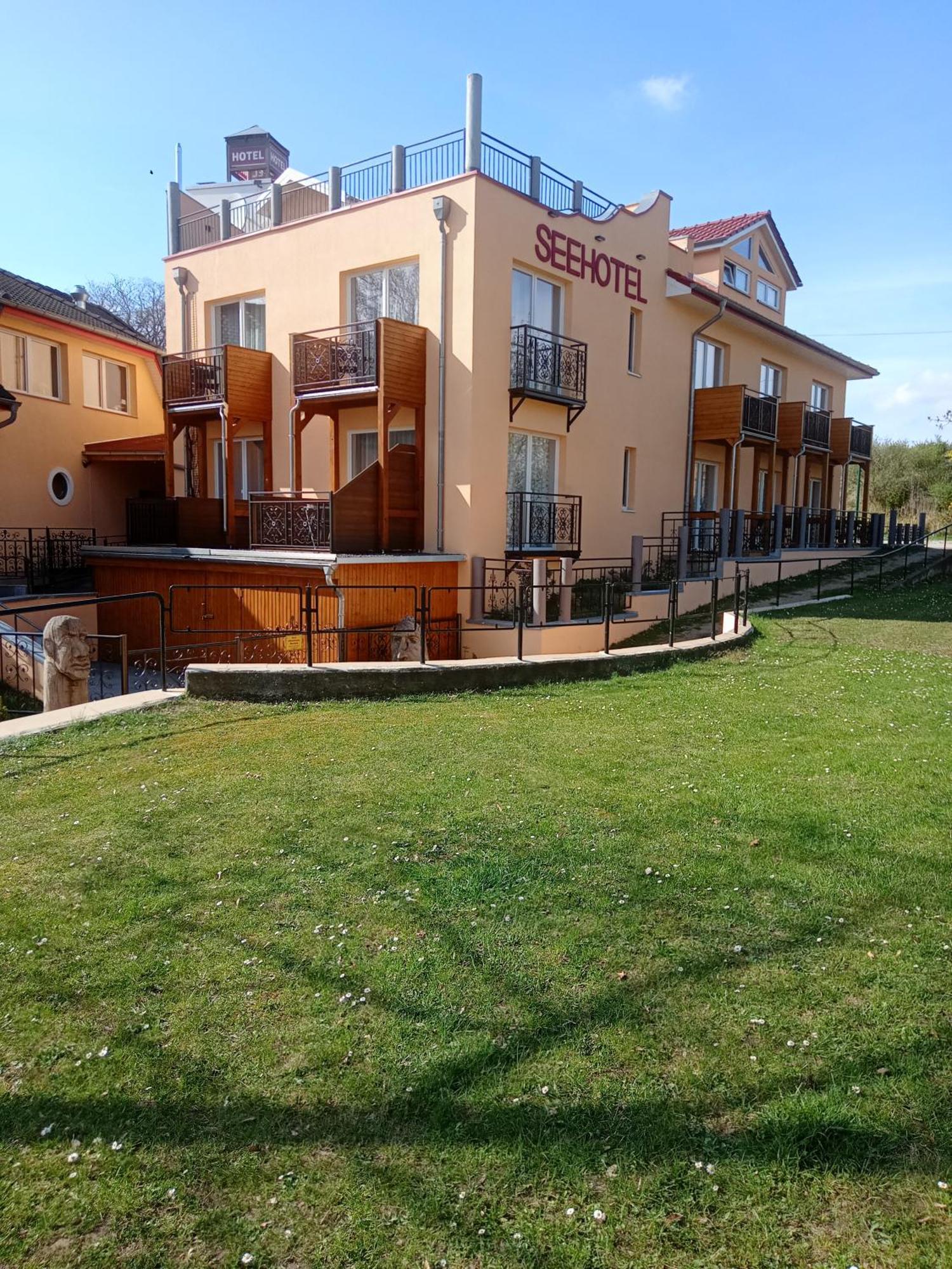 Seehotel Bad Kleinen Exterior foto